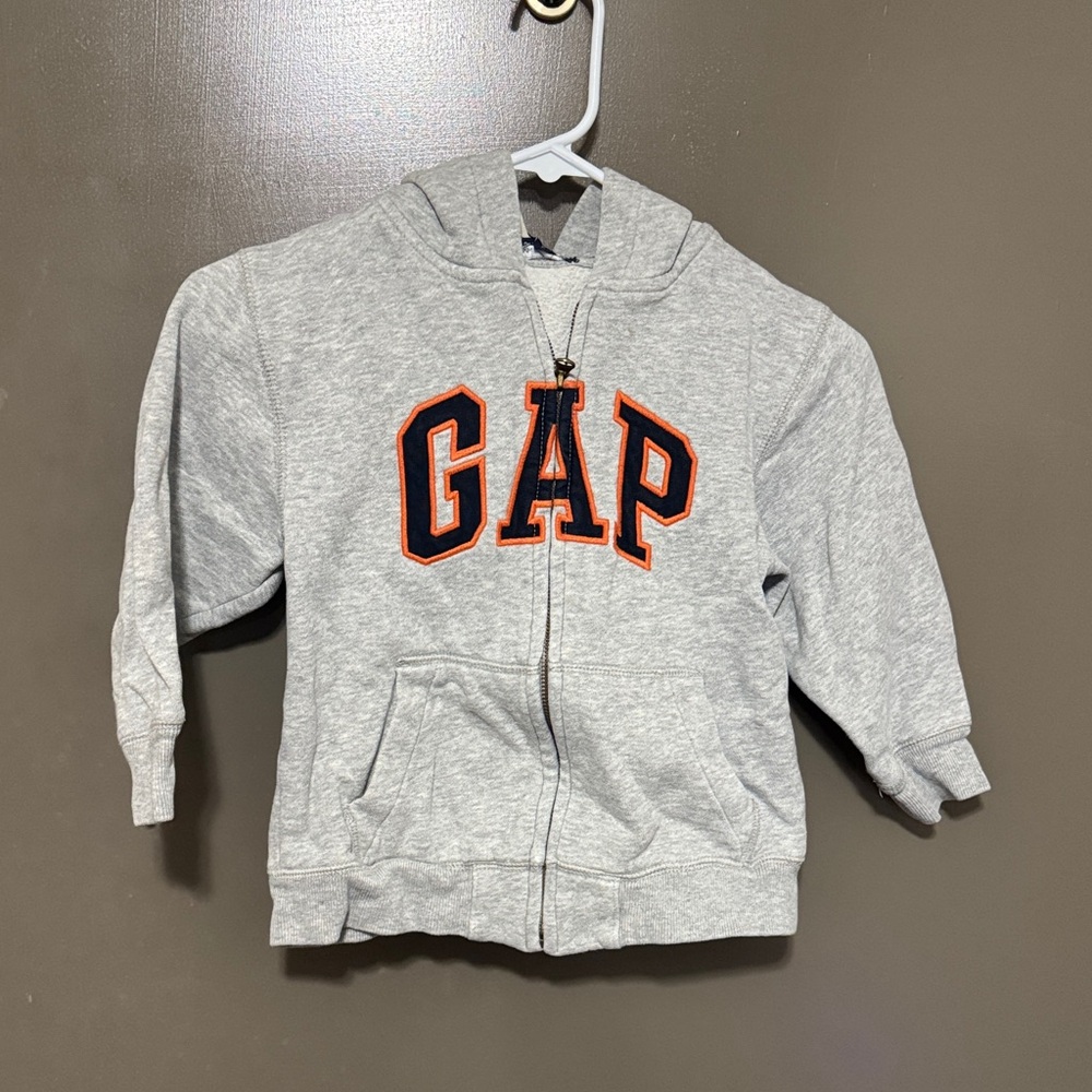 GAP Boys 6/7 Light Gray Hoodie with Orange/Black Logo